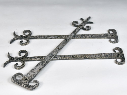 Décoration métal pour porte – Metal accesories for door